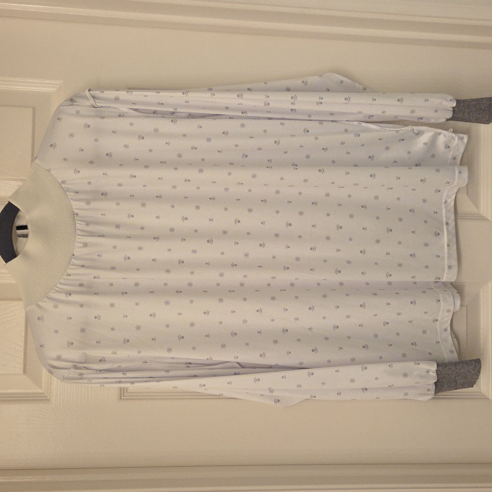 G/FORE White Long Sleeve Shirt With Gray Skull Print Size L